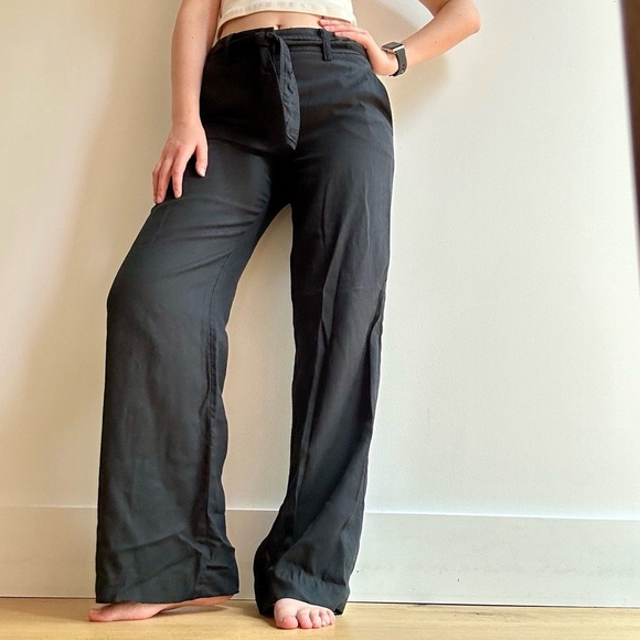BCBG MAXAZRIA Chrisden Belted Wide-Leg Pant Black - 2 - Picture 1 of 12